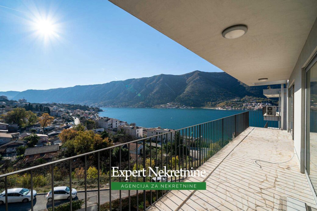 Penthouse u Kotorskom Zalivu
