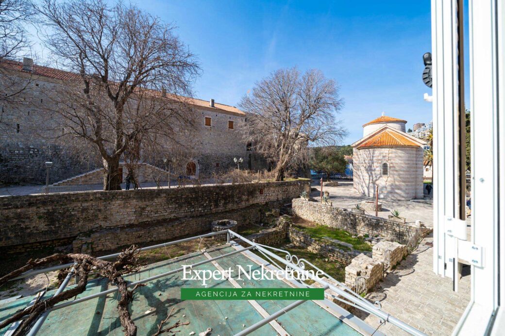 Apartment for sale in Old Town Budva