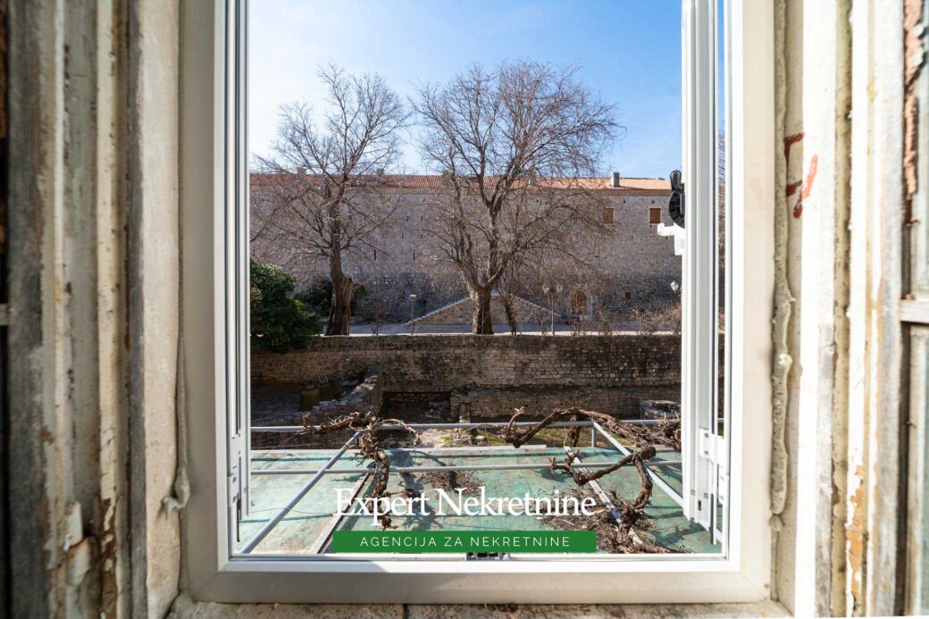 Apartment for sale in Old Town Budva