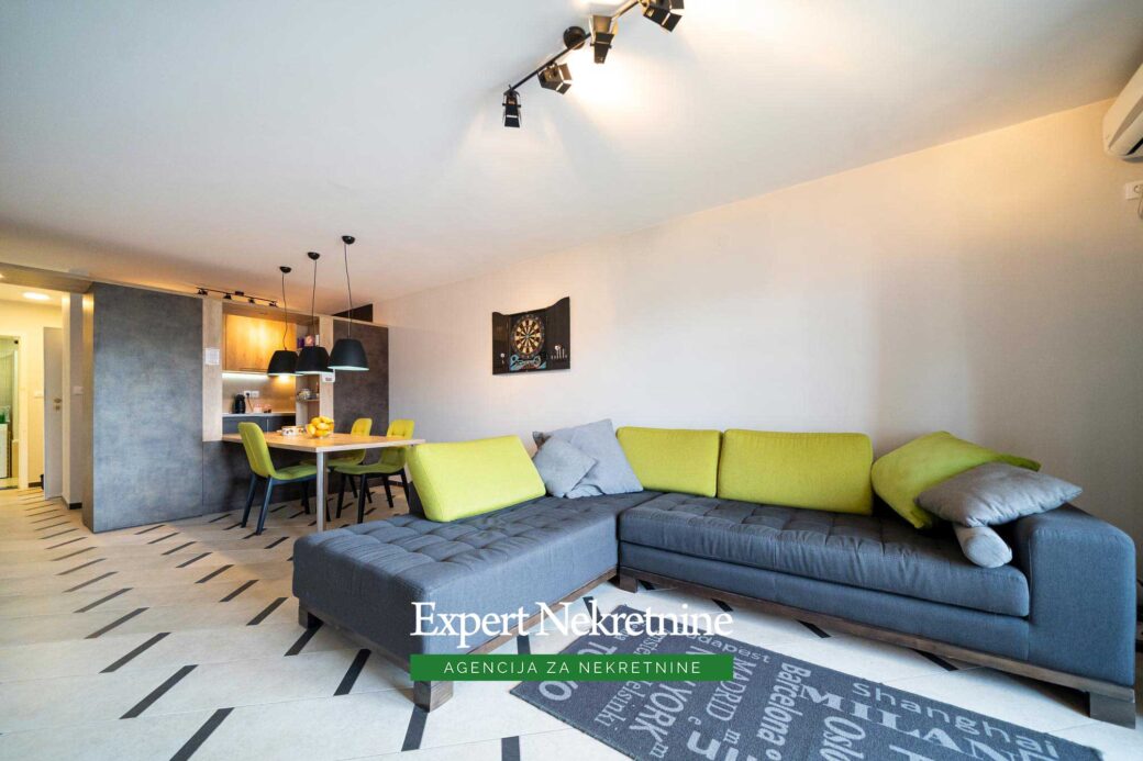 Furnished apartment for sale in Budva