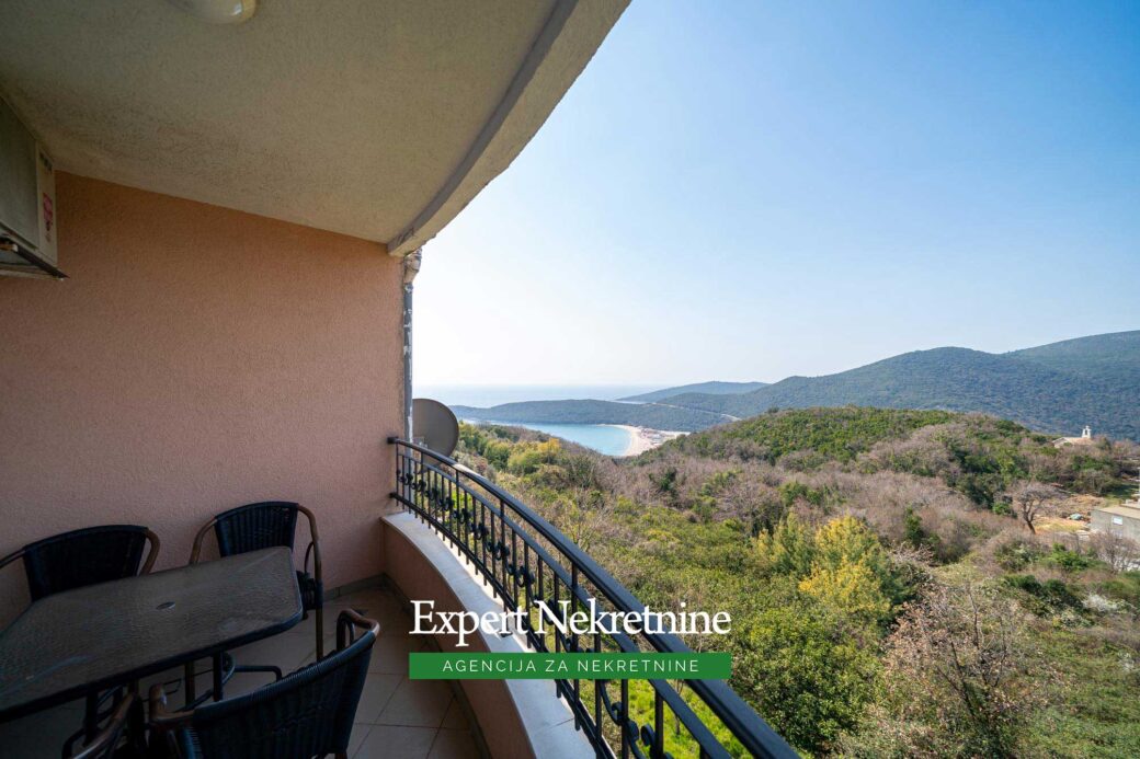 Furnished apartment for sale in Budva