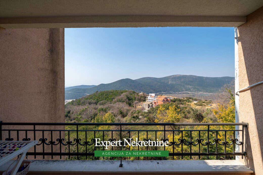 Furnished apartment for sale in Budva