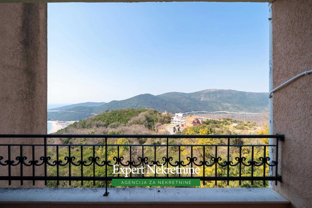 Furnished apartment for sale in Budva