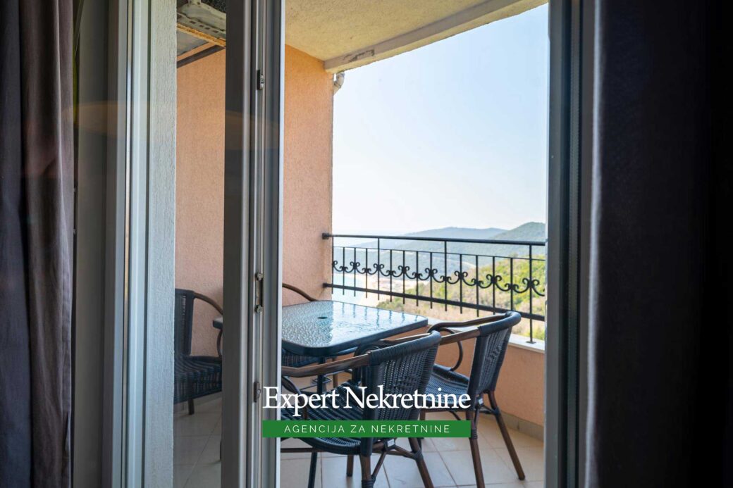 Furnished apartment for sale in Budva