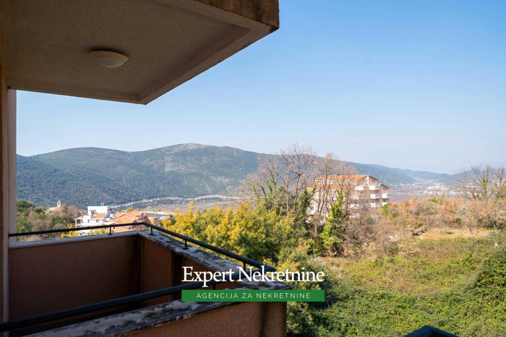 Furnished apartment for sale in Budva