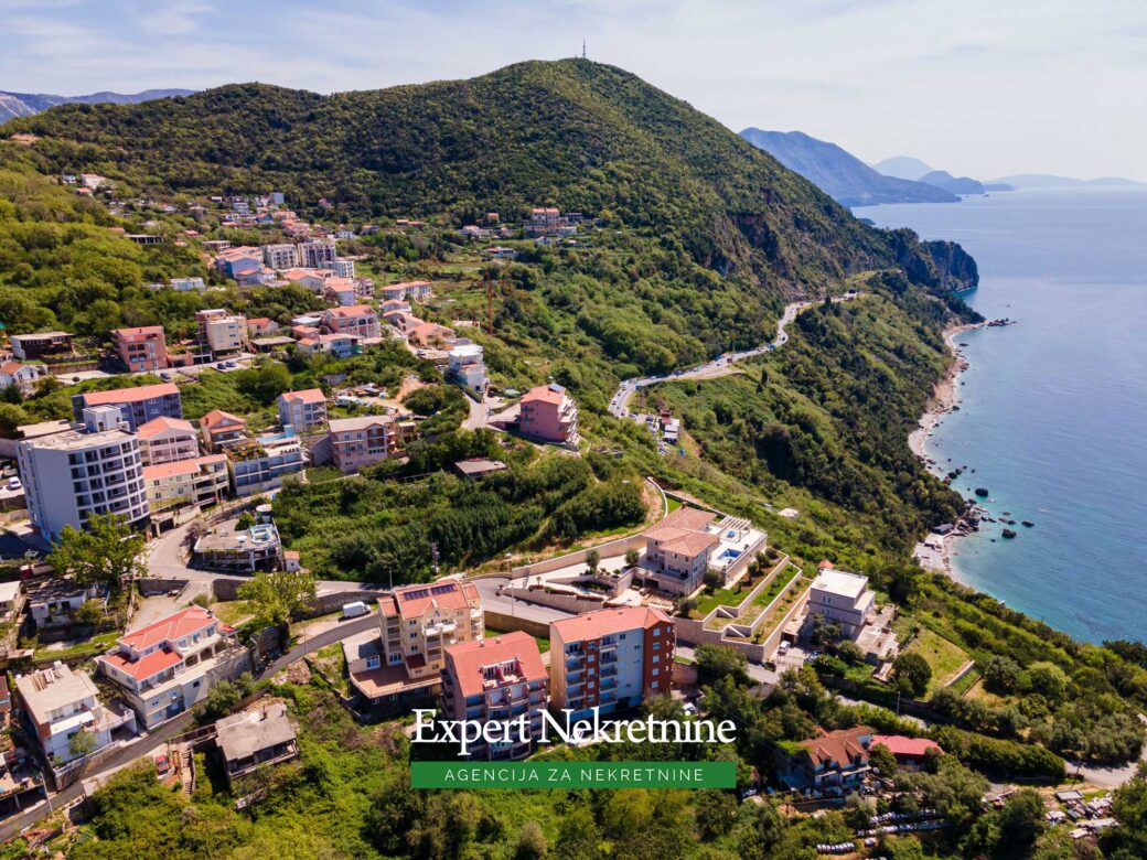 Three bedroom apartment for sale in Budva