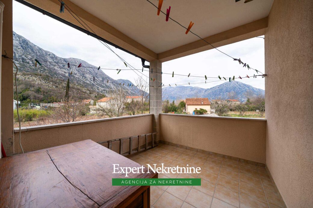 House for sale in Bay of Kotor