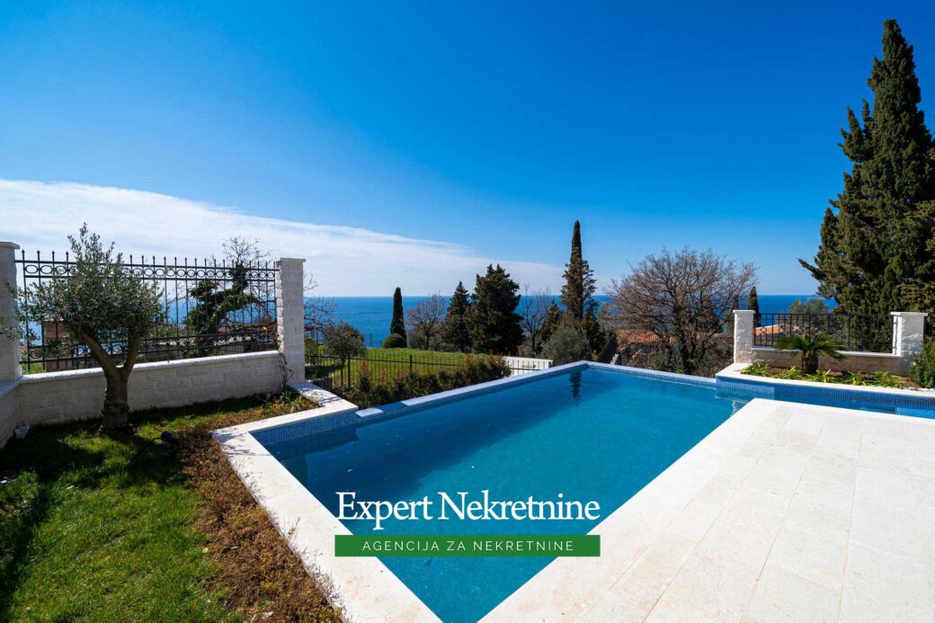 Luxury villa for sale in Budva Riviera