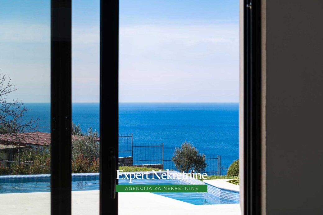 Luxury villa for sale in Budva Riviera