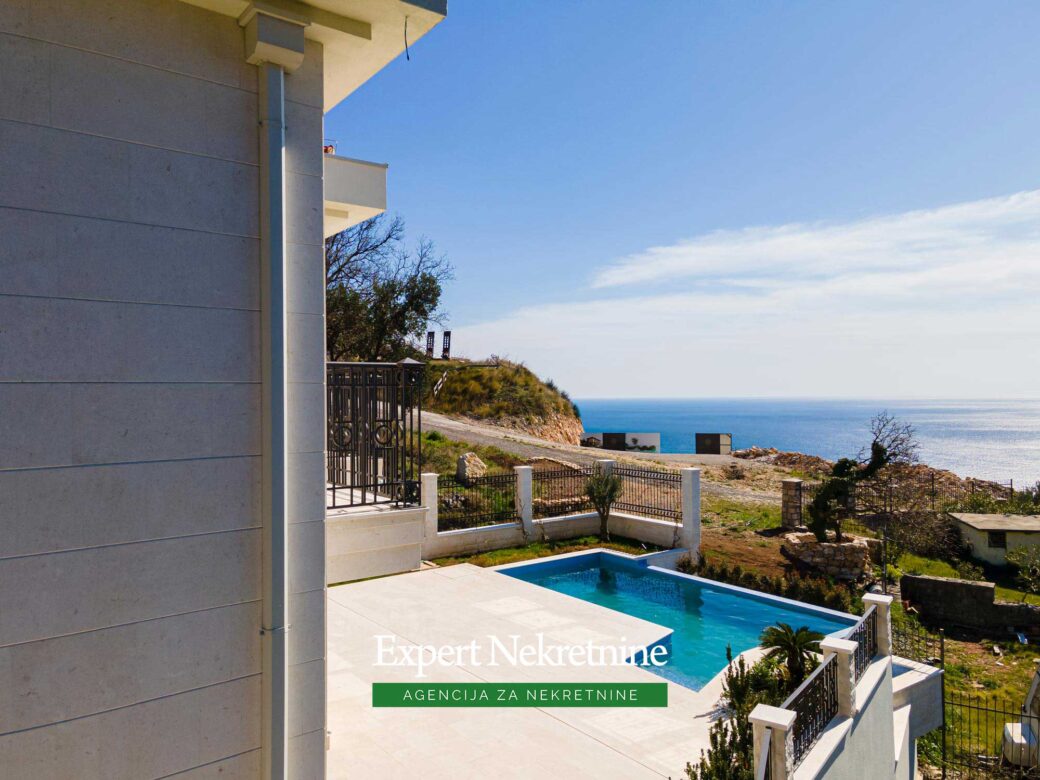Luxury villa for sale in Budva Riviera