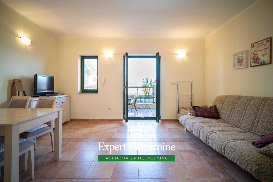 Apartment for sale in Krasici