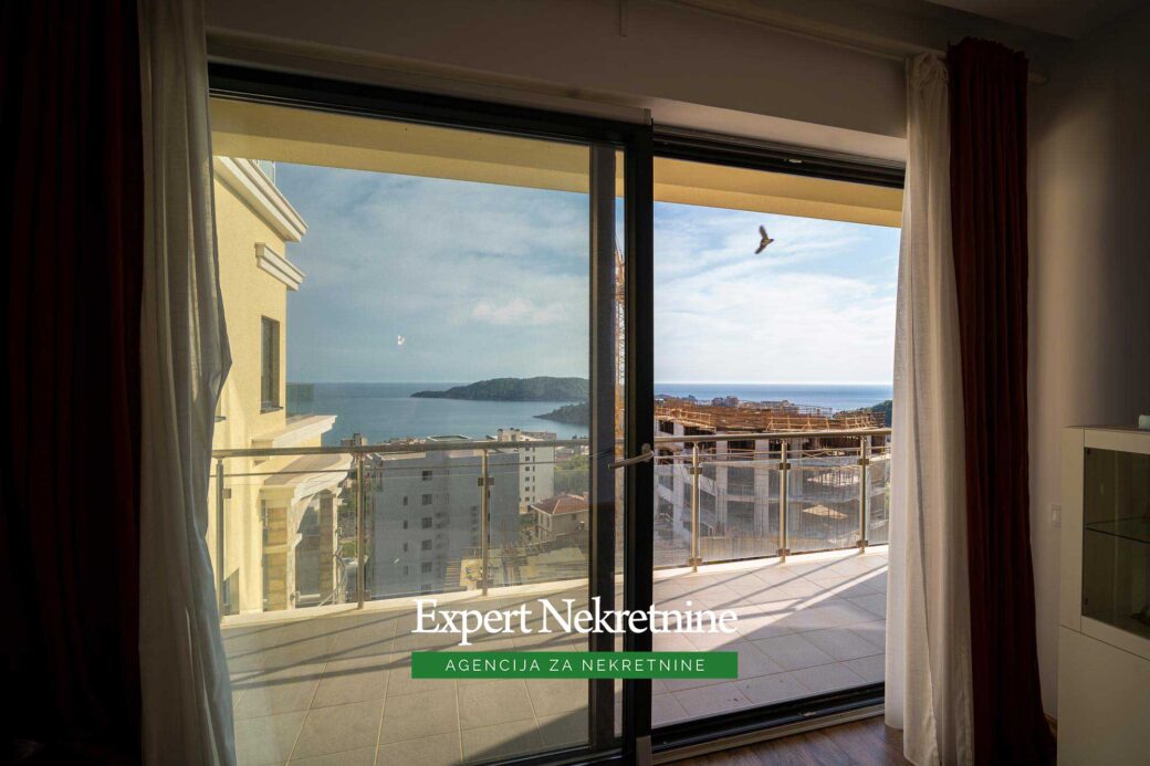 Apartment for sale in Budva