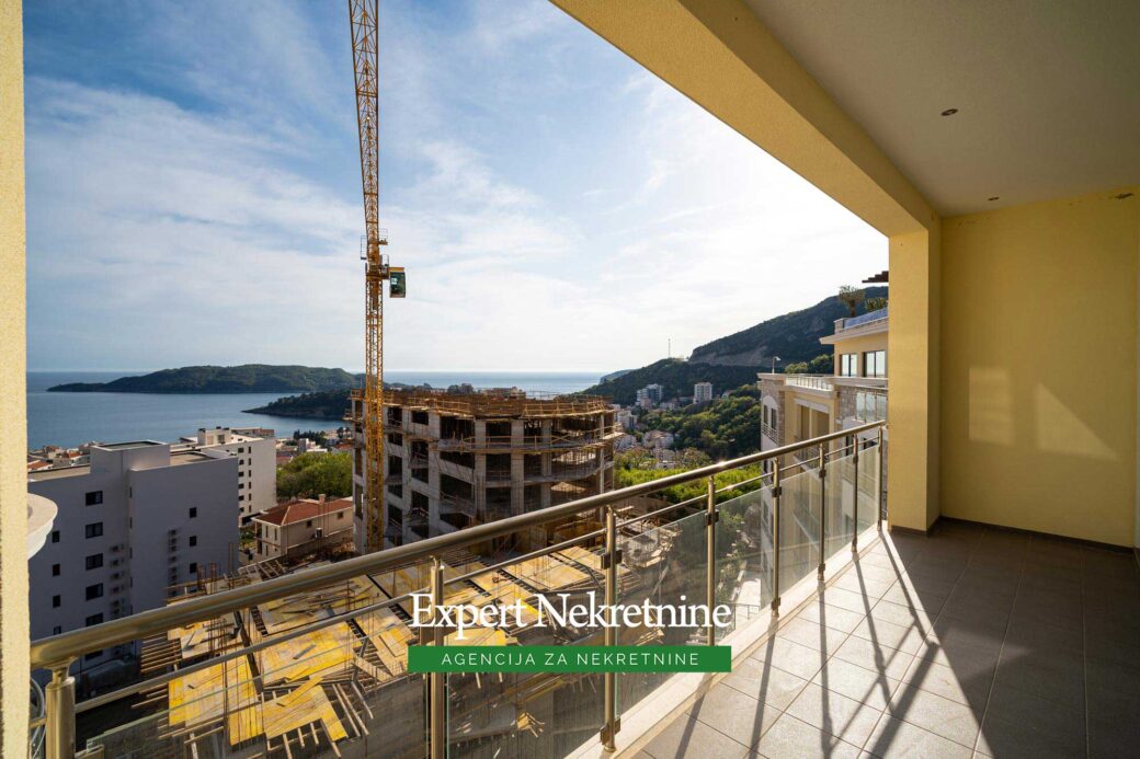 Apartment for sale in Budva