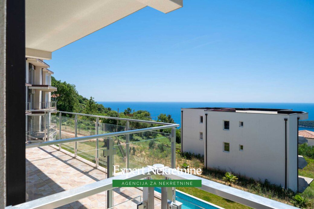 Apartment for sale in Budva