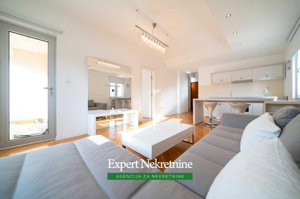 Apartment for sale in Budva