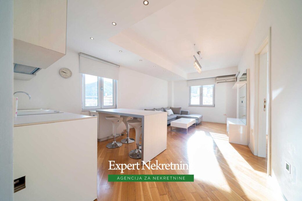 Apartment for sale in Budva
