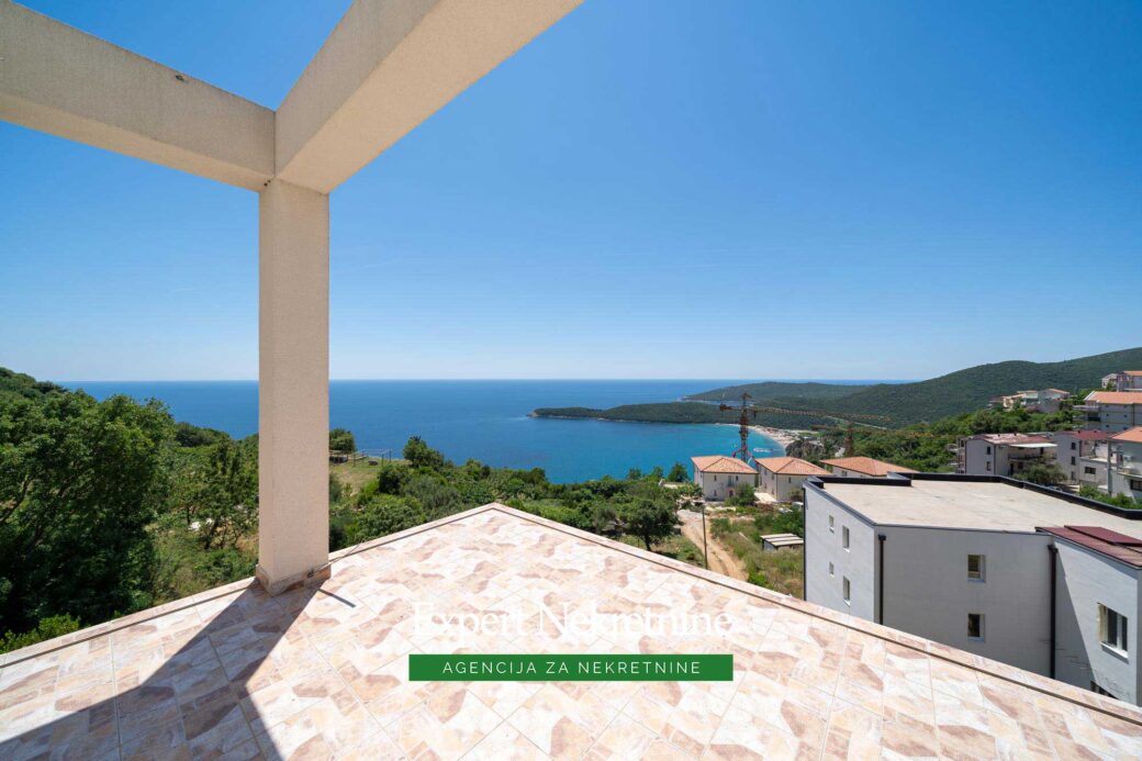 Apartment for sale in Budva