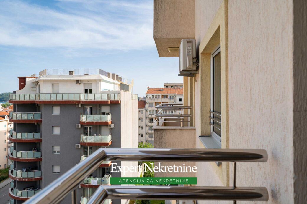 Apartment for sale in Budva