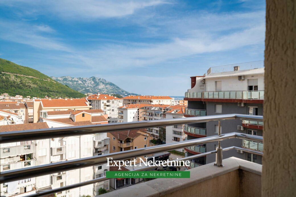 Apartment for sale in Budva