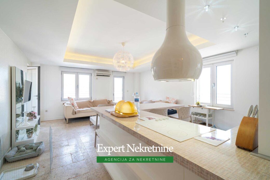 Apartment for sale in Budva