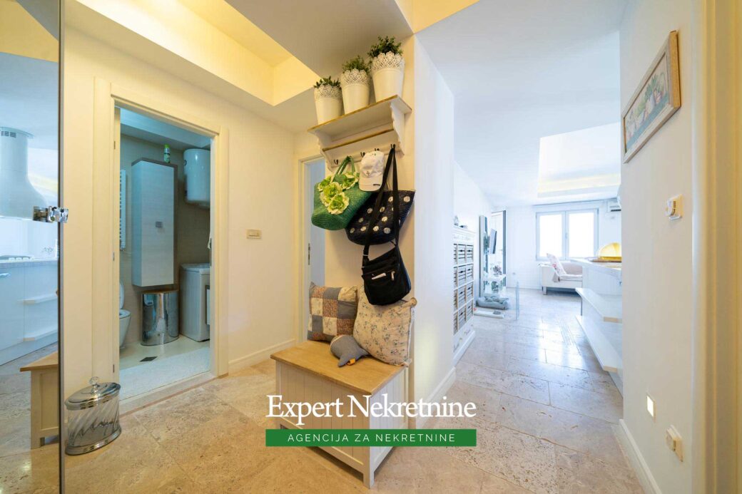 Apartment for sale in Budva
