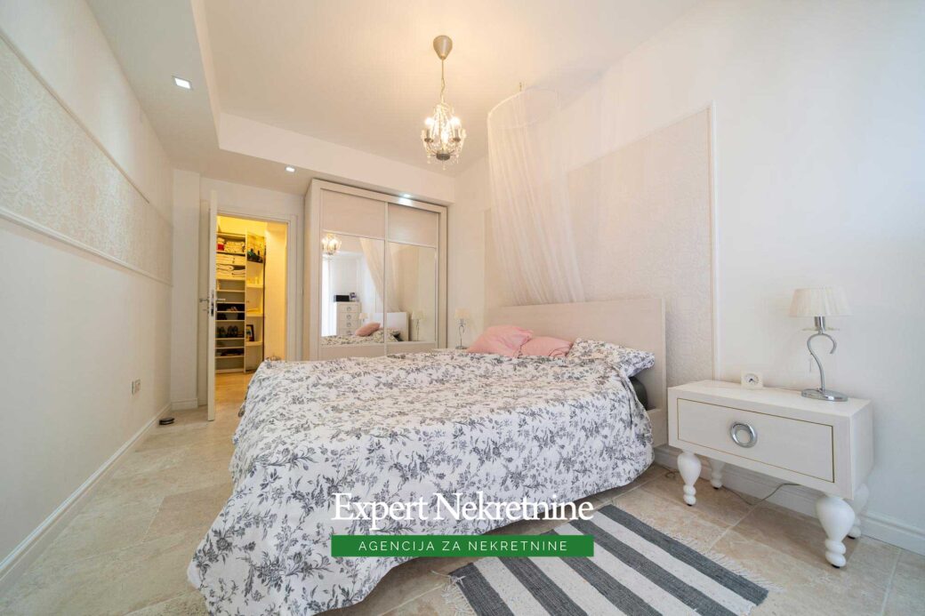 Apartment for sale in Budva