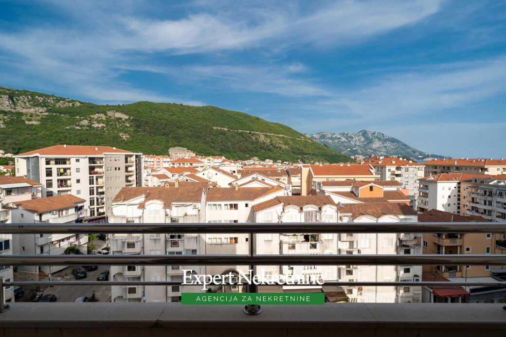 Apartment for sale in Budva