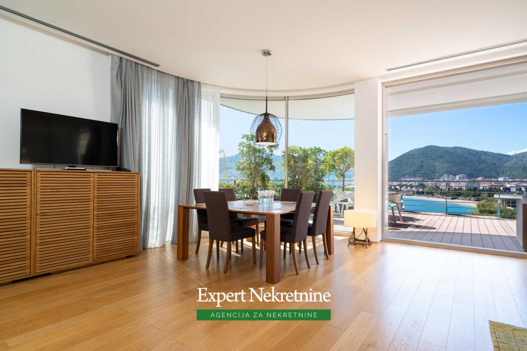 Luxury penthouse for sale in Budva