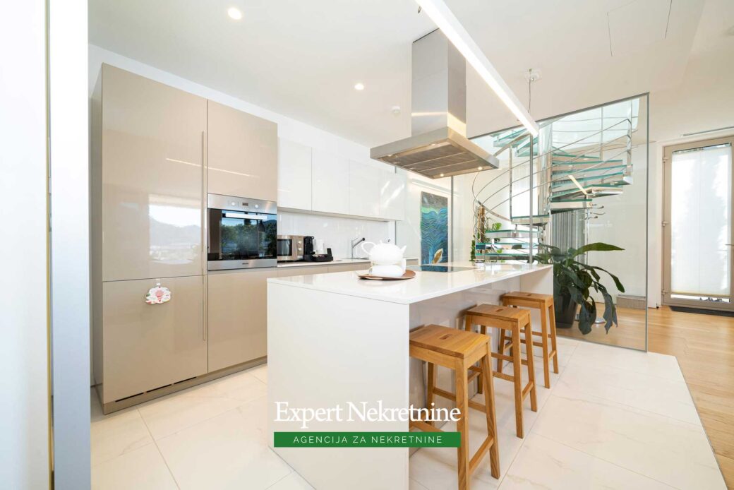 Luxury penthouse for sale in Budva