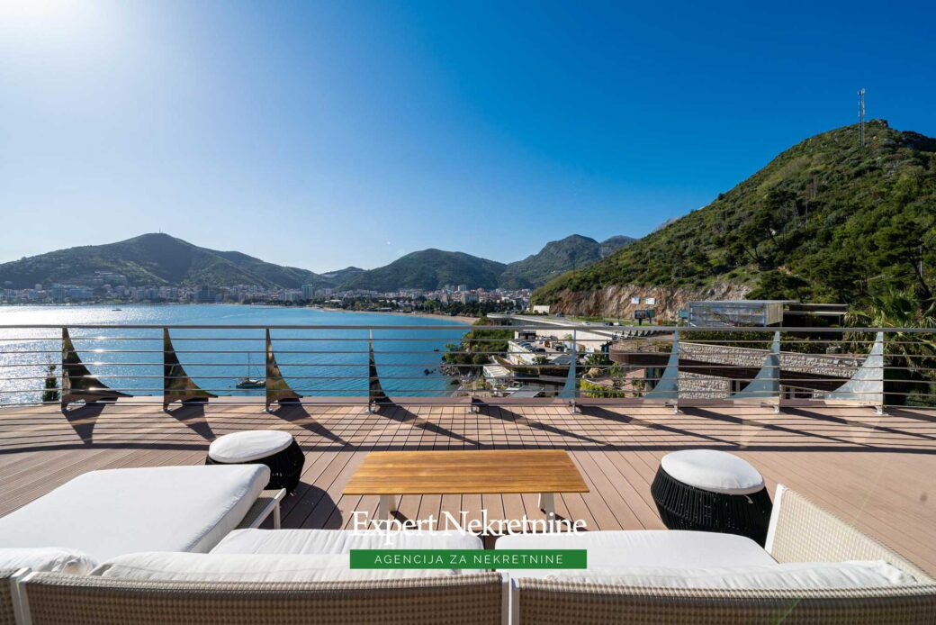 Luxury penthouse for sale in Budva