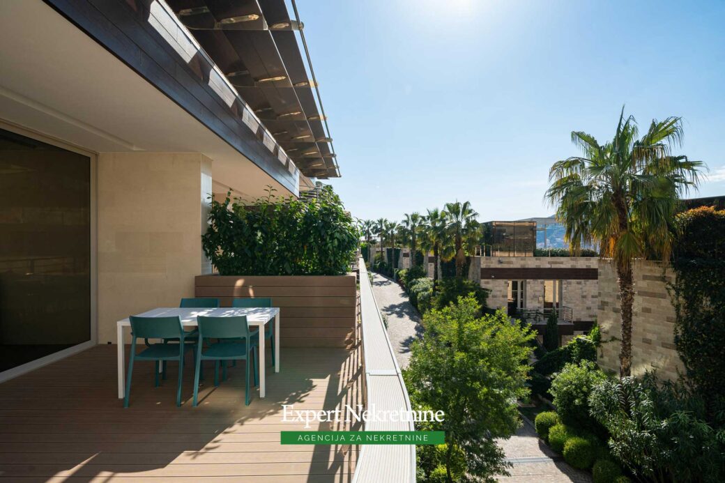 Luxury apartment for sale in Dukley Gardens