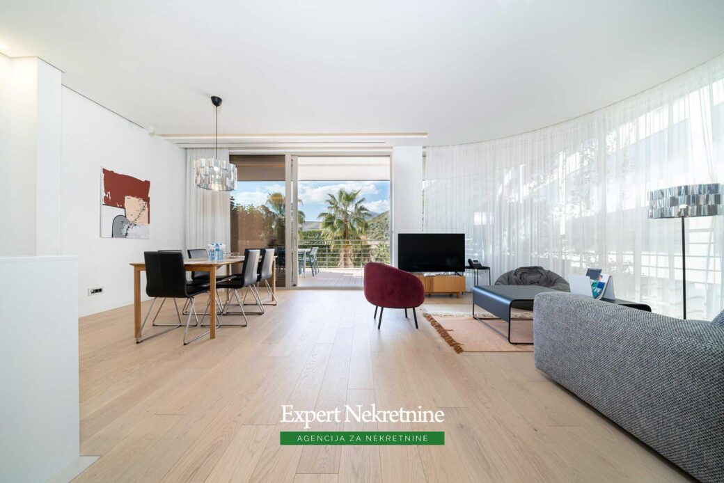 Luxury apartment for sale in Dukley Gardens