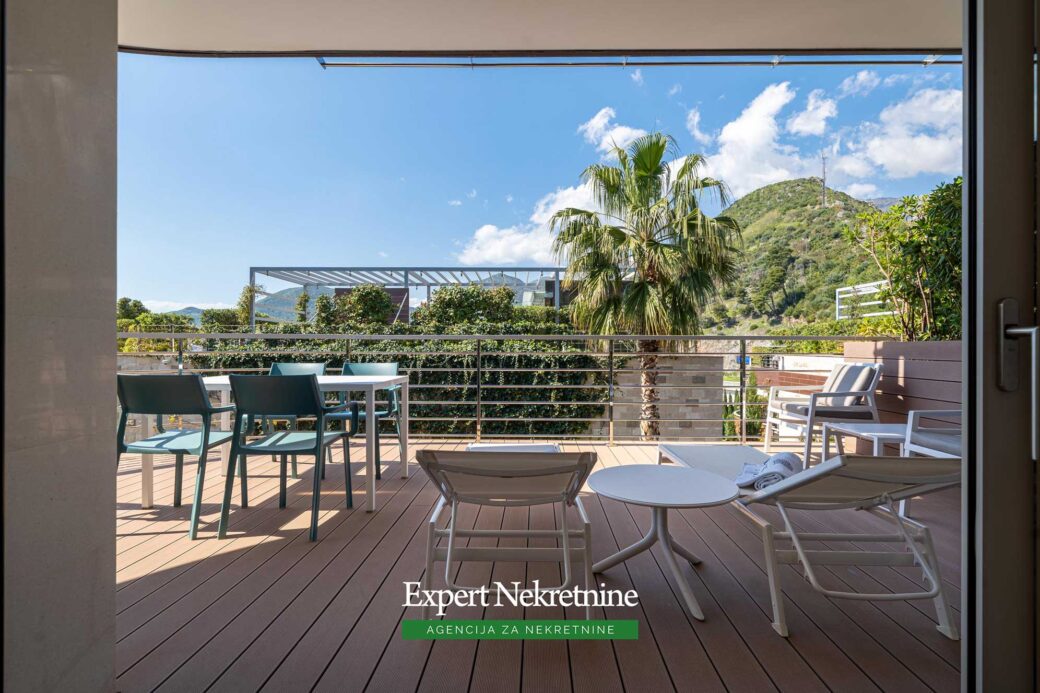 Luxury apartment for sale in Dukley Gardens