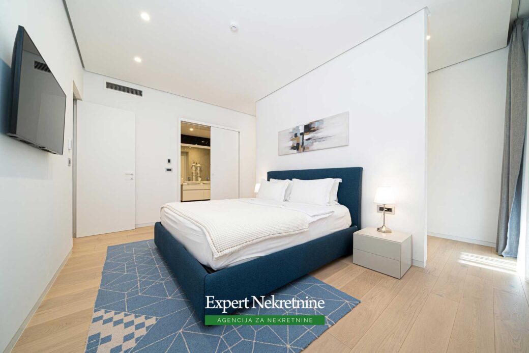 Luxury apartment for sale in Dukley Gardens