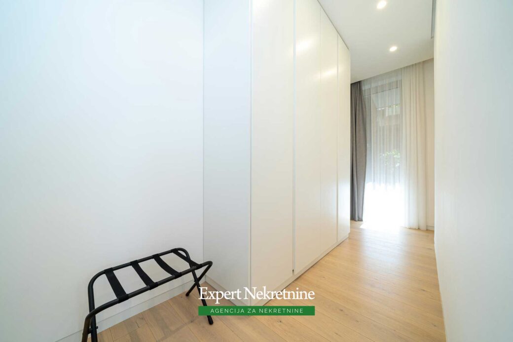 Luxury apartment for sale in Dukley Gardens