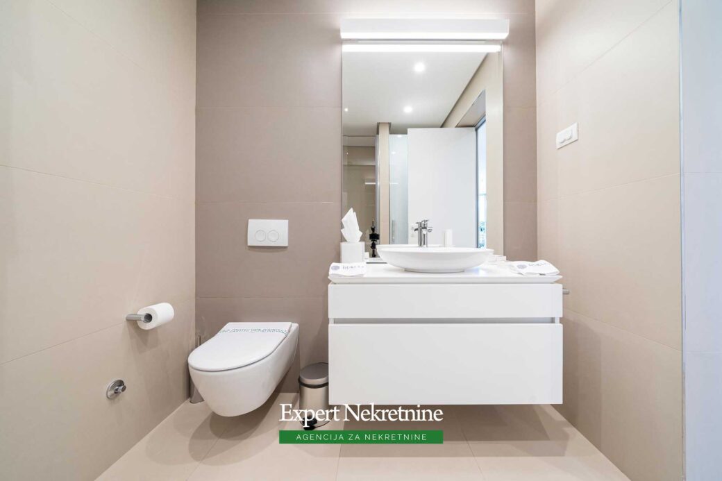 Luxury apartment for sale in Dukley Gardens