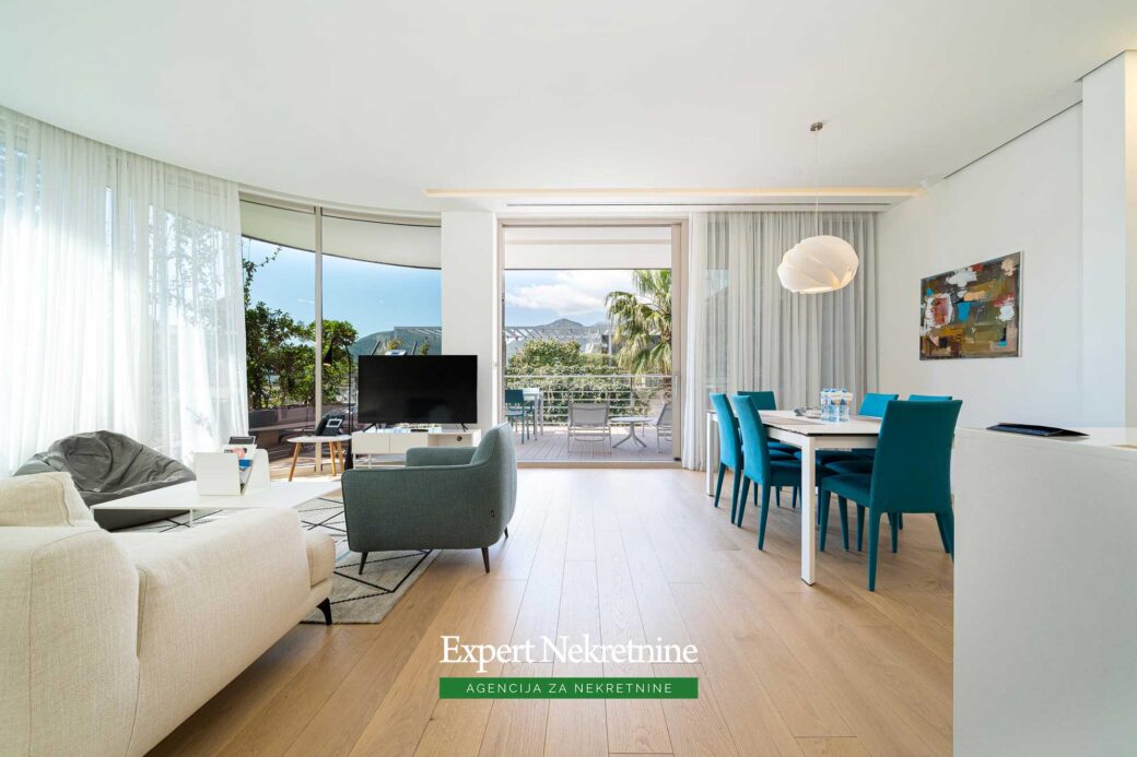 Luxury apartment for sale in Dukley Gardens