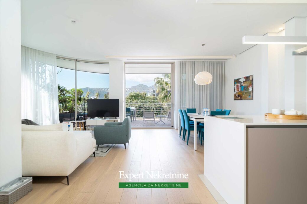Luxury apartment for sale in Dukley Gardens