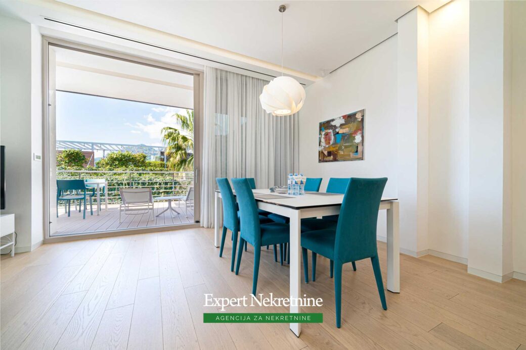 Luxury apartment for sale in Dukley Gardens