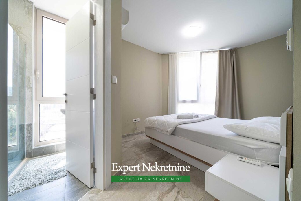 Penthouse for sale in Rafailovici