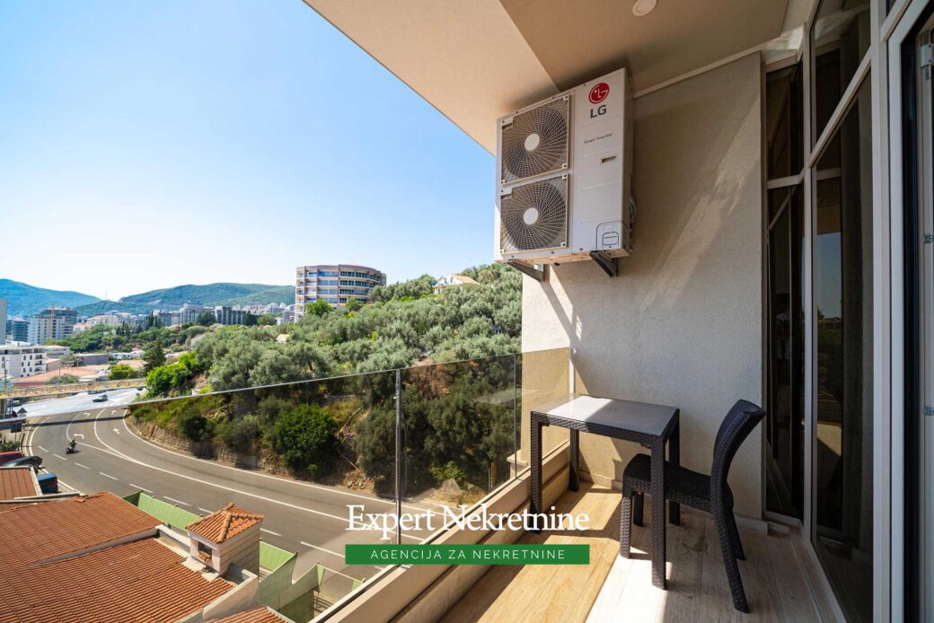 Penthouse for sale in Rafailovici