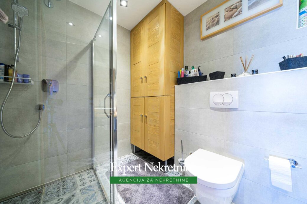 Apartment for sale in Budva