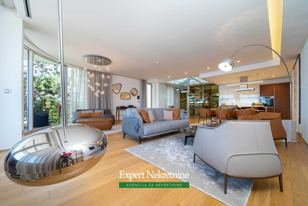 Luxury penthouse for sale in Dukley Gardens