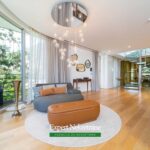 Luxury penthouse for sale in Dukley Gardens