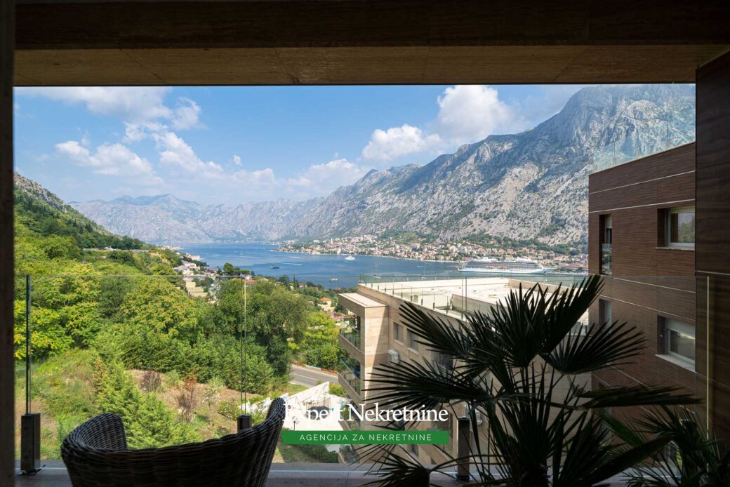 Apartment for sale in Bay of Kotor