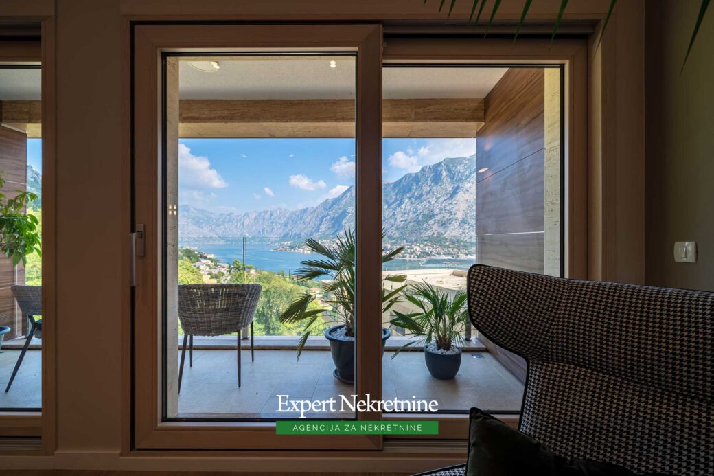 Apartment for sale in Bay of Kotor