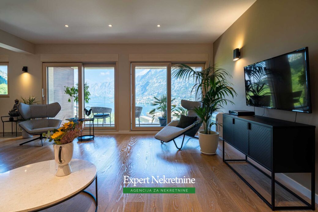 Apartment for sale in Bay of Kotor
