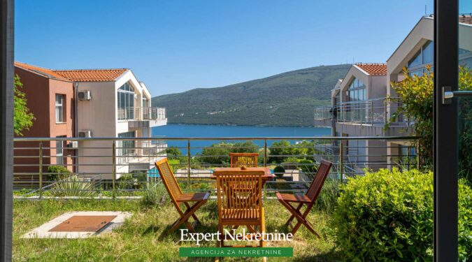 Two bedroom apartment for sale in Herceg Novi