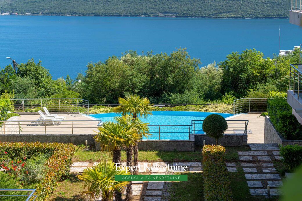 Two bedroom apartment for sale in Herceg Novi