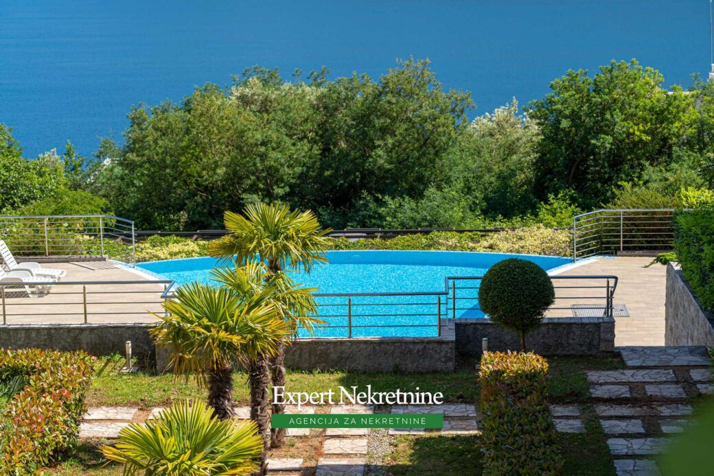 Two bedroom apartment for sale in Herceg Novi